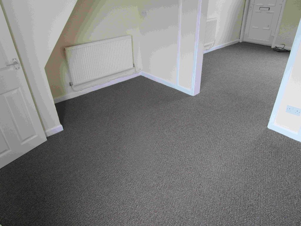 Property photo 3 of 9 Photo