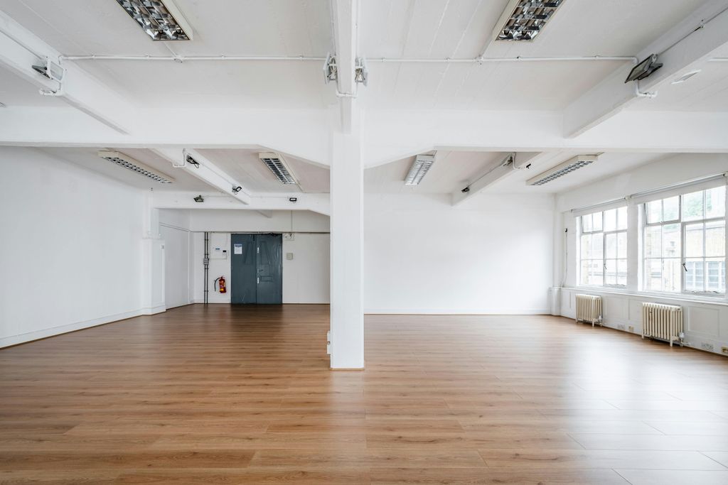 Property photo 3 of 8 Hoxton St Studios 203 New  Low Res 4.Jpg