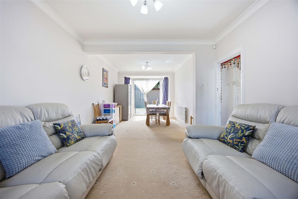Property photo 3 of 12 Living Room