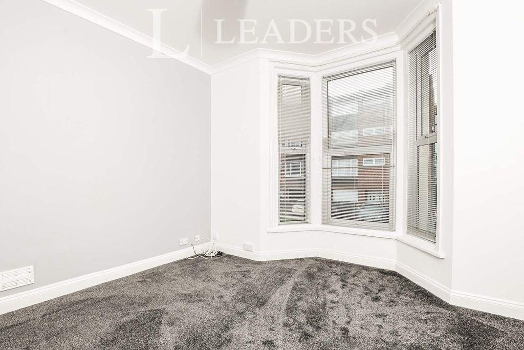 Property photo 2 of 10 Eee7Feaf-Fdf4-Eb11-9