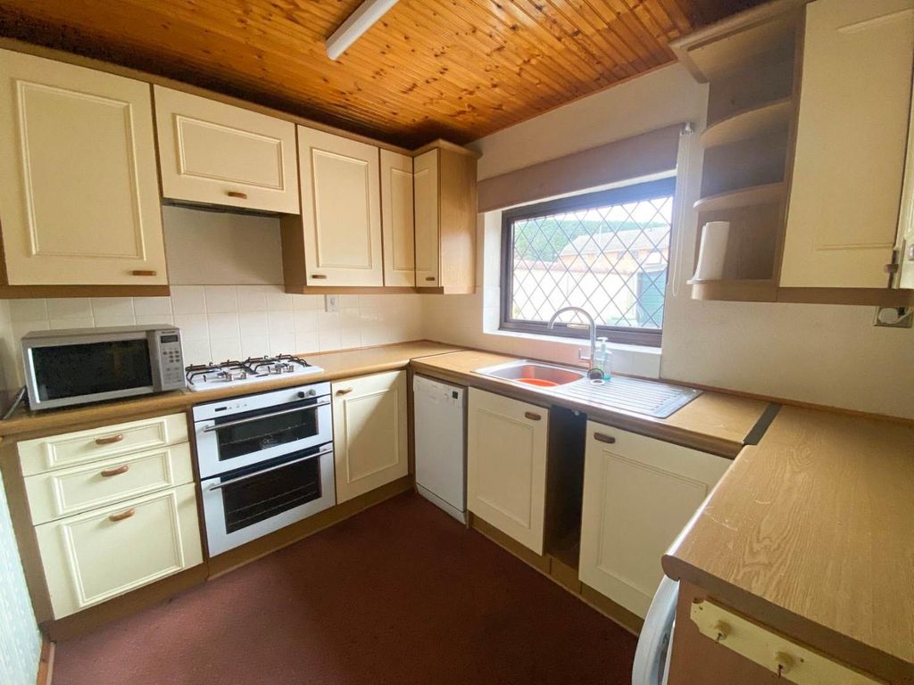 Property photo 2 of 10 Dbf526Cf-3Bd6-41B9-9B7A-Ca6F3A82Bb1d.Jpg