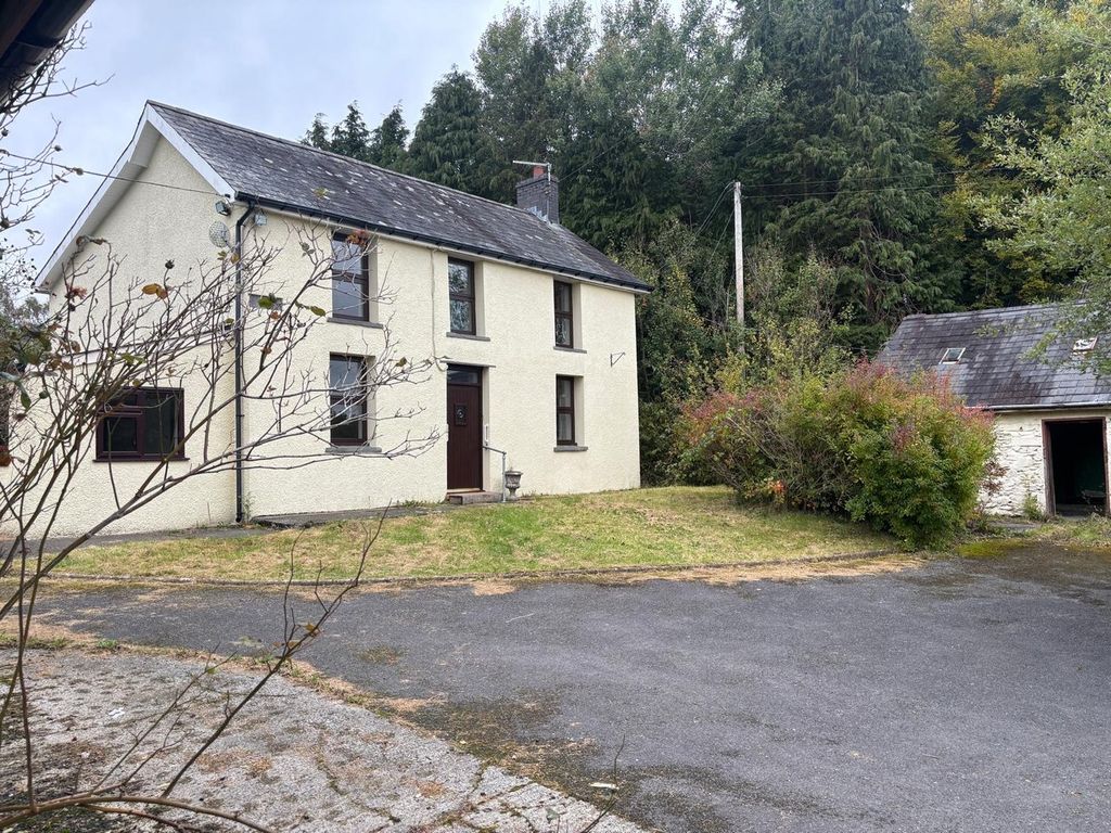 Property photo 2 of 34