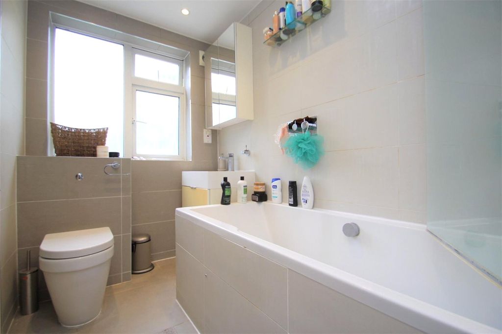 Property photo 2 of 10 Picture No. 02