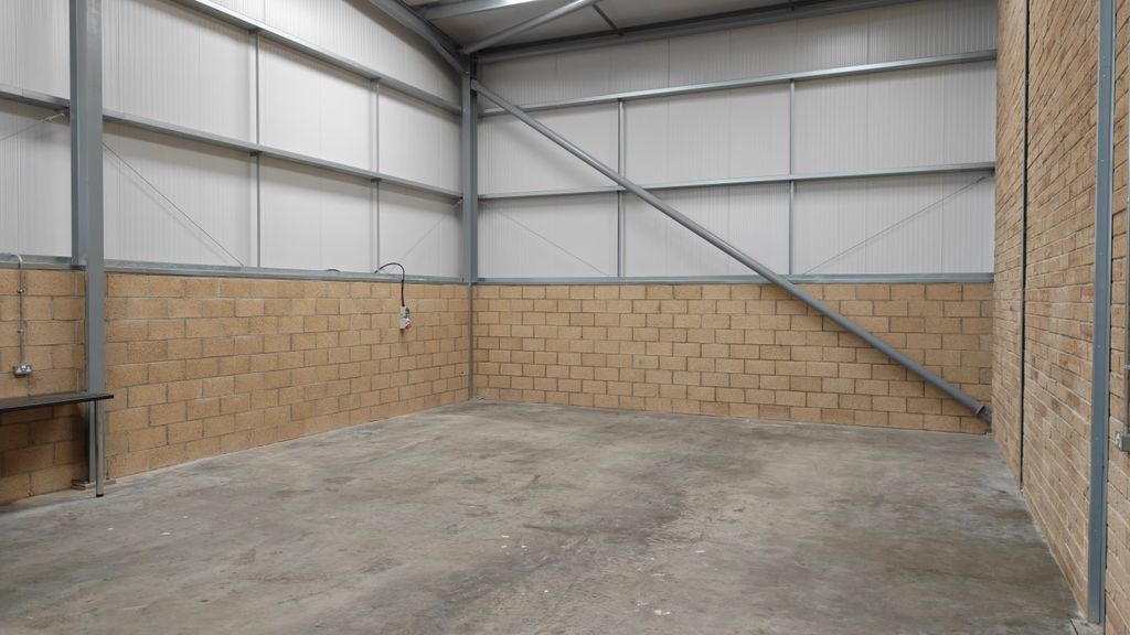 Property photo 2 of 4