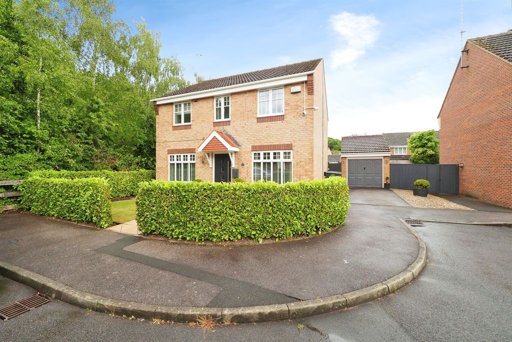 Property photo 1 of 17