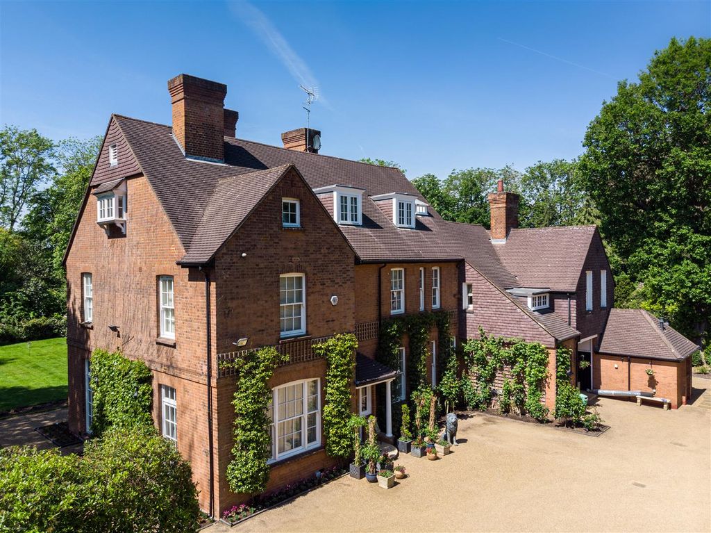 Property photo 1 of 19