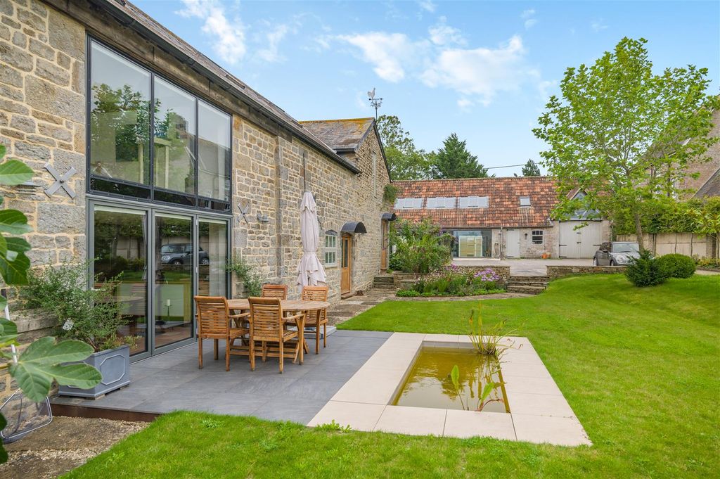 Property photo 3 of 25 Pond