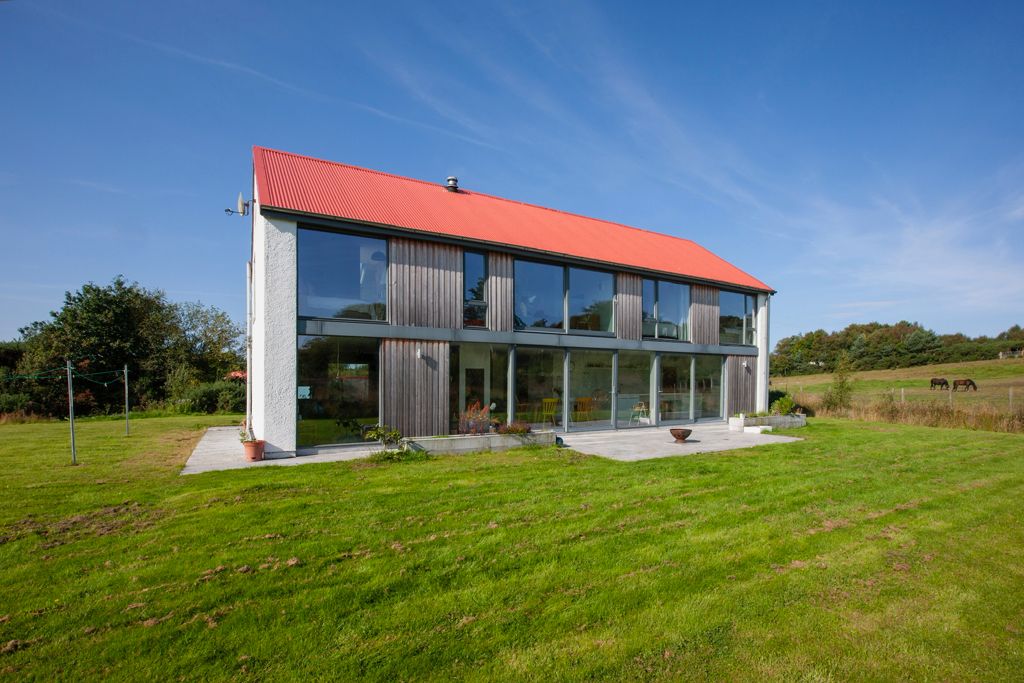 Property photo 1 of 54