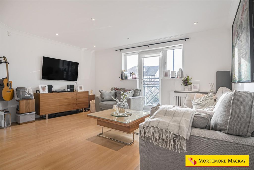 Property photo 2 of 20 14_70334_Watermarked.Jpg