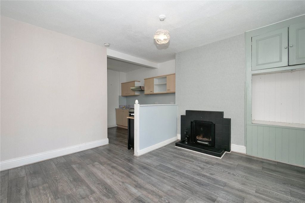 Property photo 2 of 16 Picture No. 02