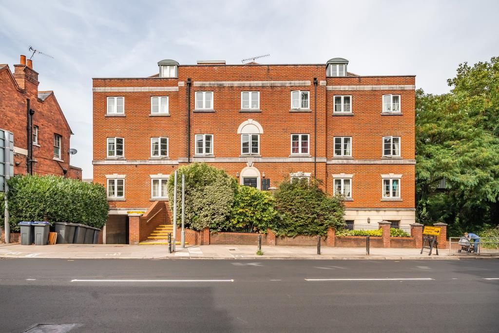 Property photo 2 of 10 External