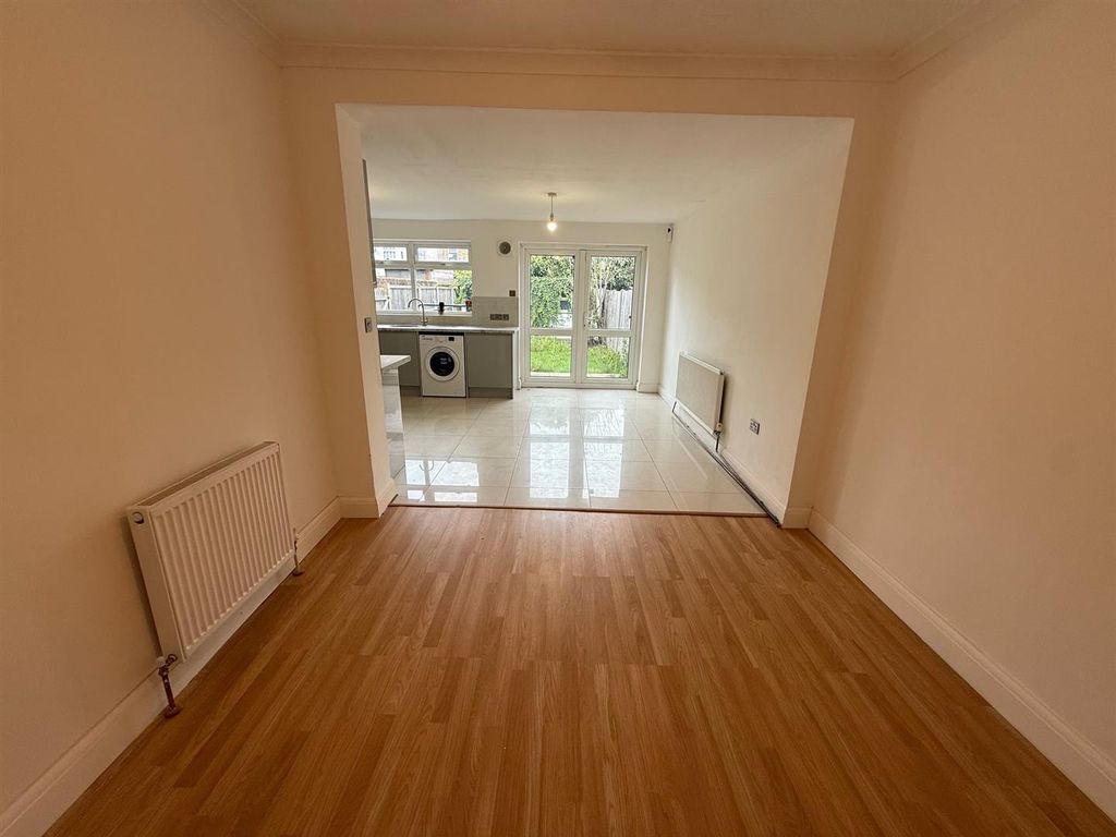 Property photo 3 of 10 Img_5686.Jpg