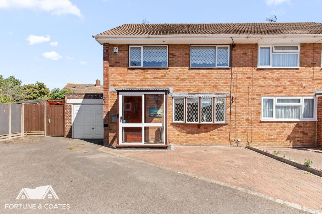 Property photo 1 of 23 Sakinscroft_35.Jpg