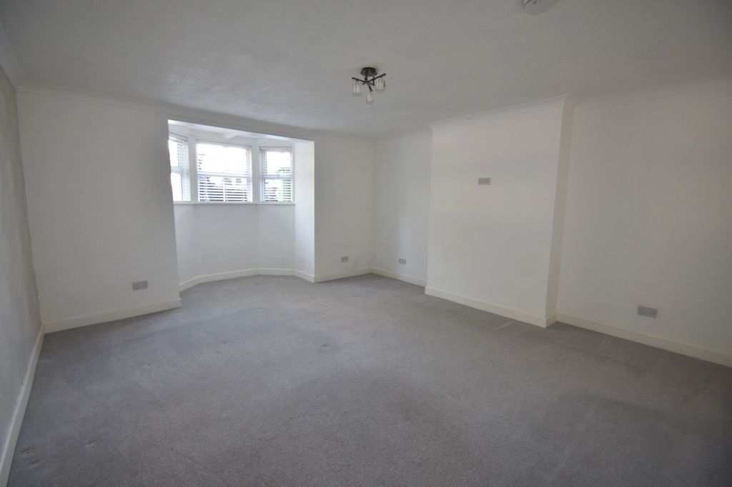 Property photo 2 of 9 Photo 04