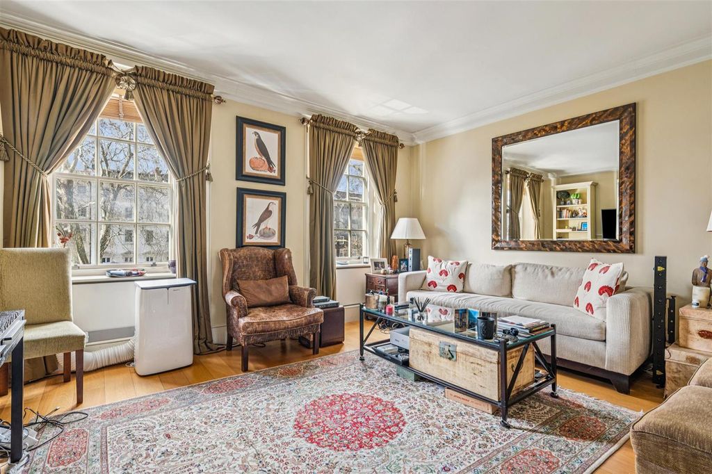 Property photo 2 of 8 Photo 1