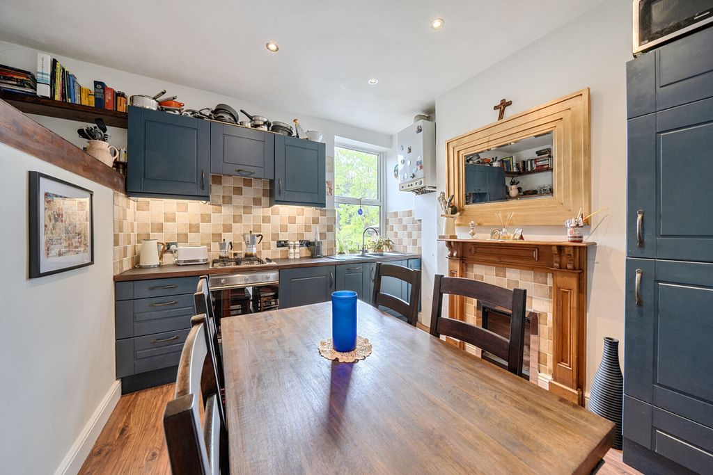 Property photo 2 of 13 1469258-6-6A22cd7...