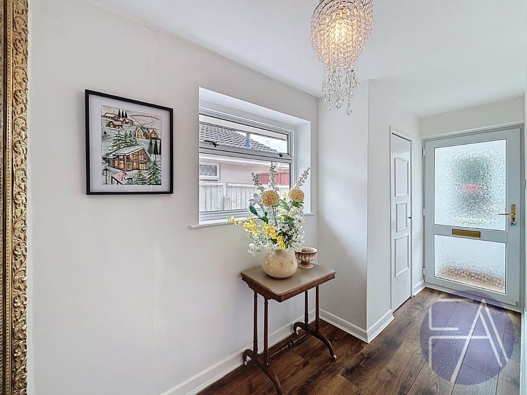 Property photo 2 of 26 4412413