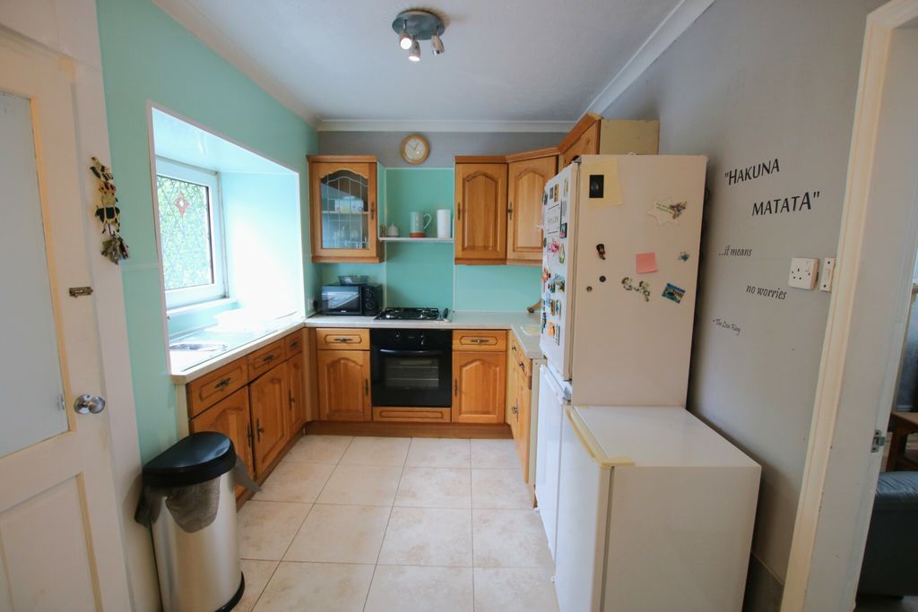 Property photo 3 of 16