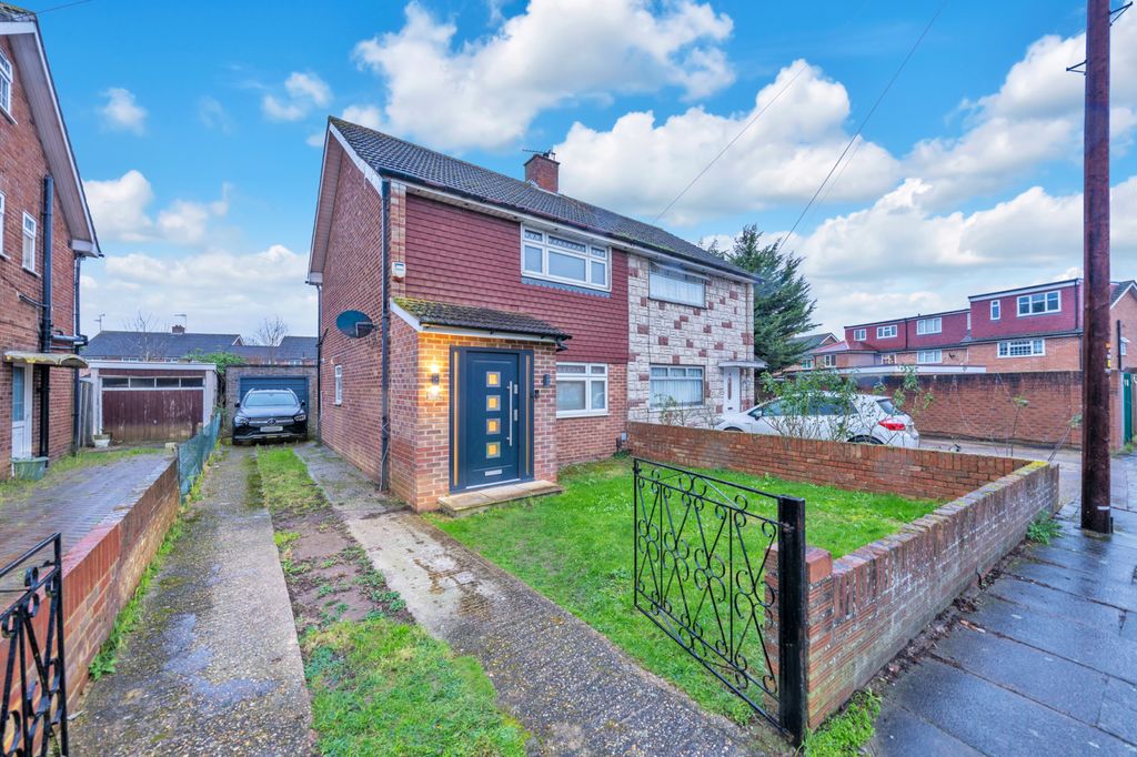 Property photo 2 of 15 Gallery