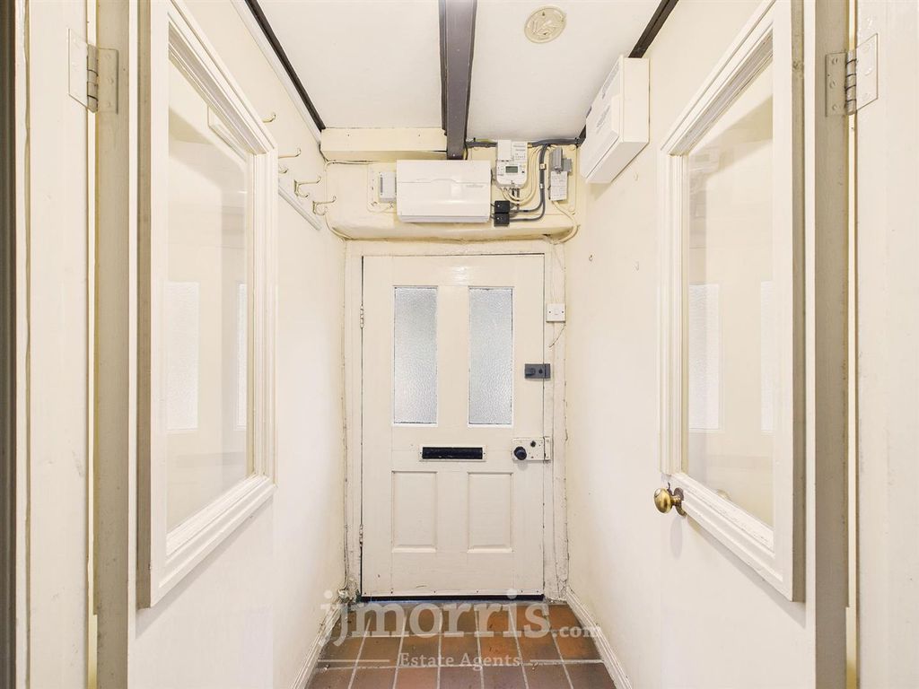 Property photo 2 of 26 Ground Floor