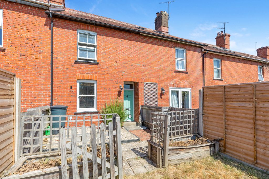 Property photo 2 of 19