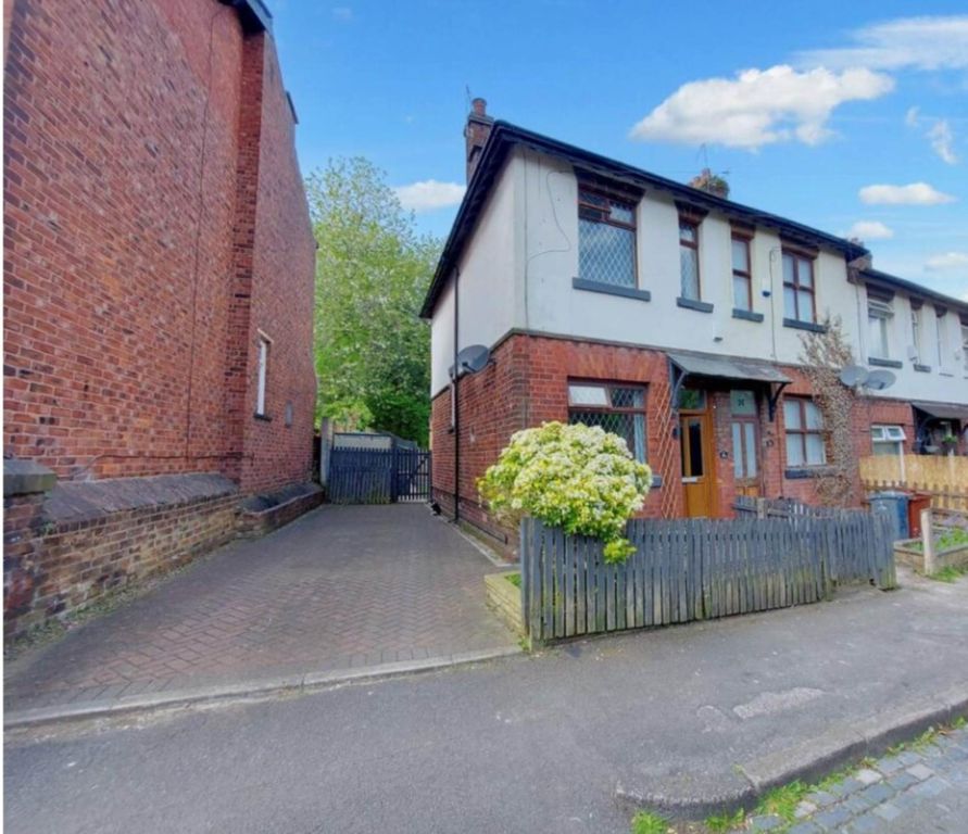 Property photo 1 of 11