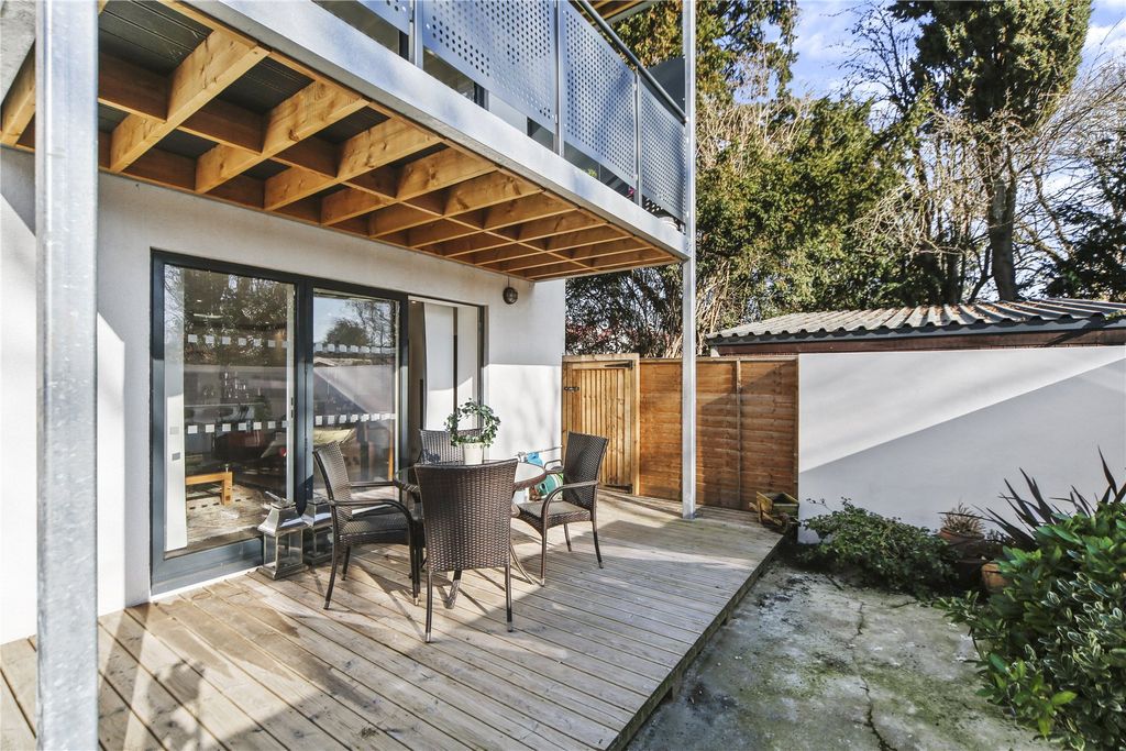 Property photo 1 of 10 Exterior