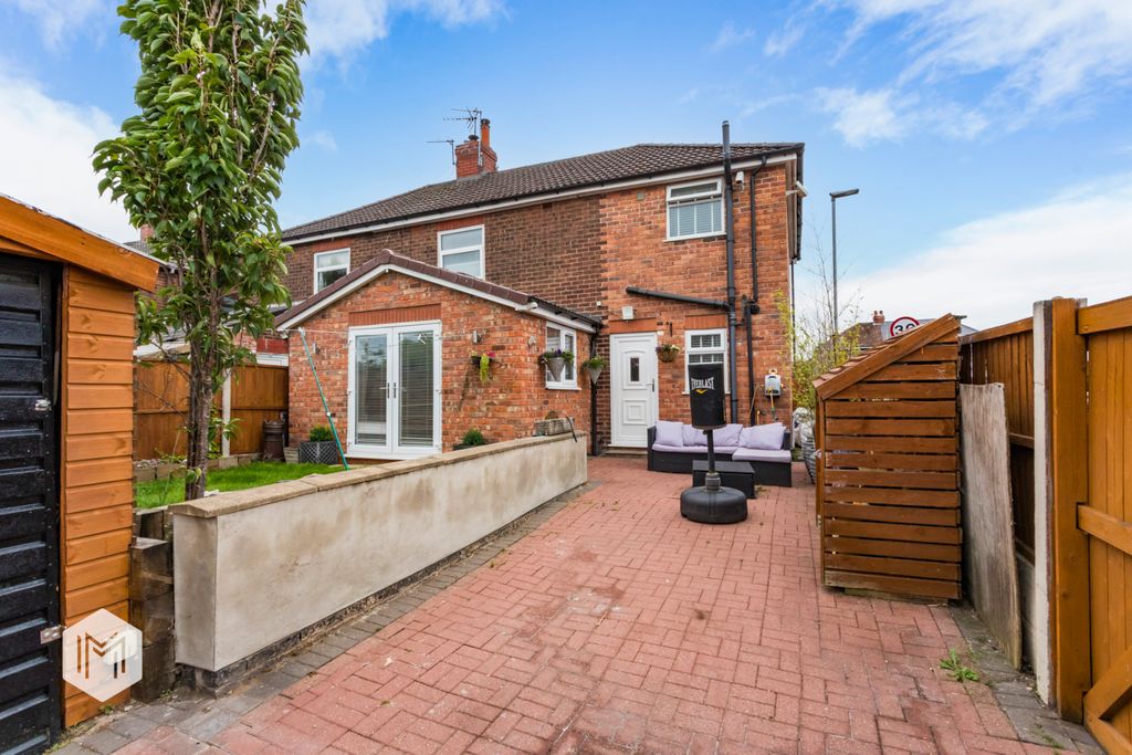Property photo 3 of 28 Picture No. 26