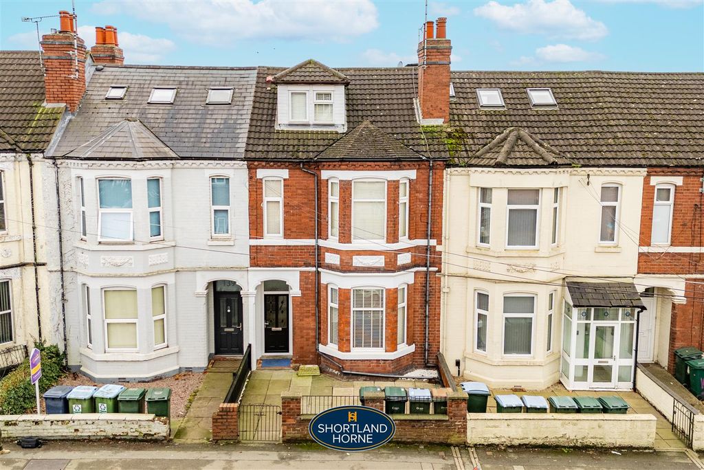 Property photo 1 of 43 1000078501.Jpg