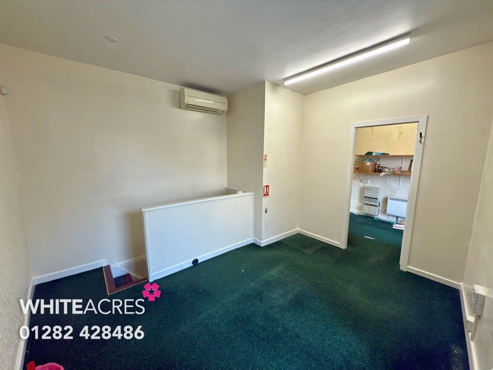 Property photo 3 of 8 Photo 5