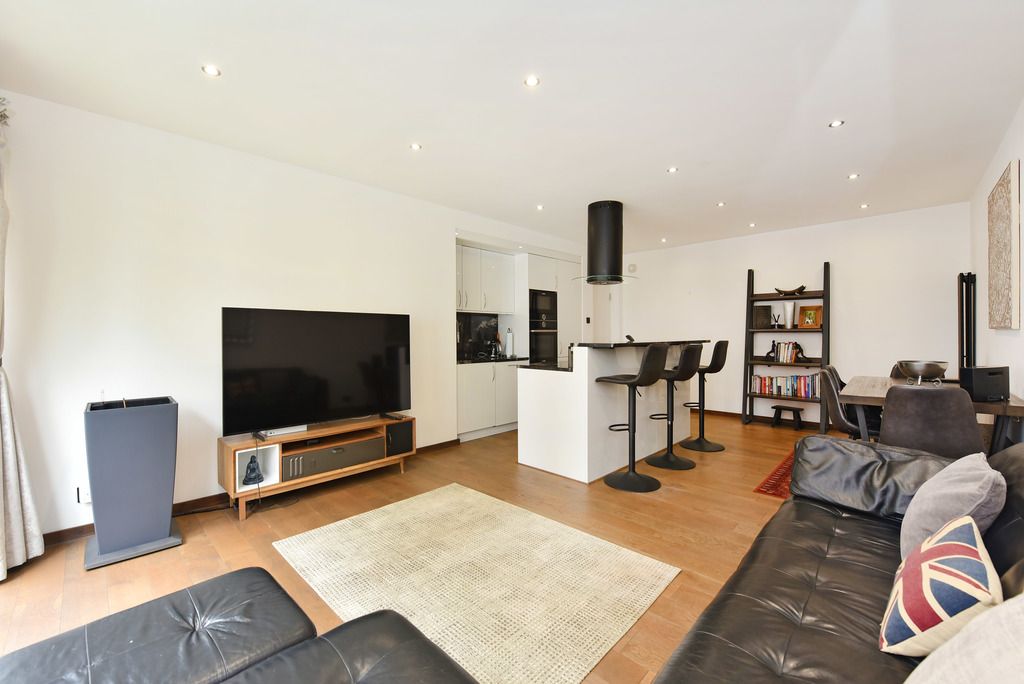 Property photo 3 of 15