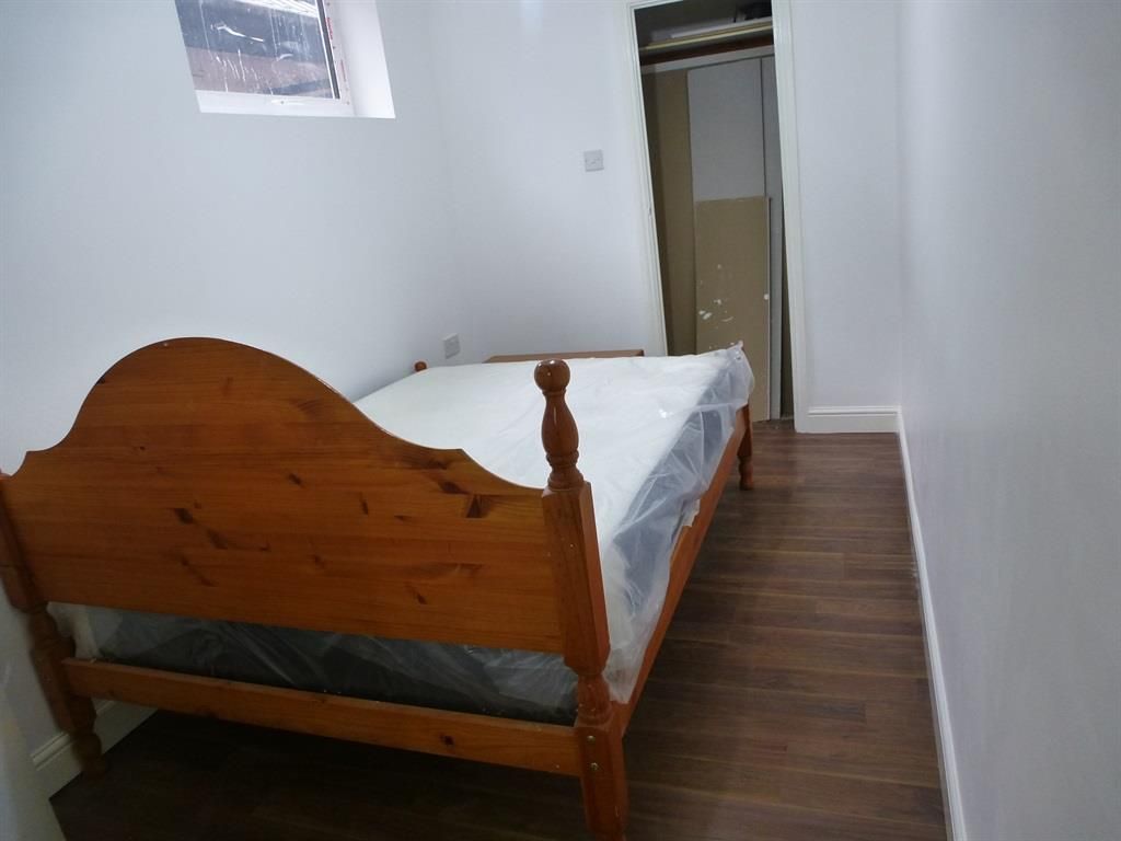 Property photo 3 of 4 Bedroom