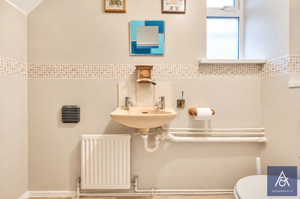 Property photo 3 of 18 Pbox-Img.Jpg