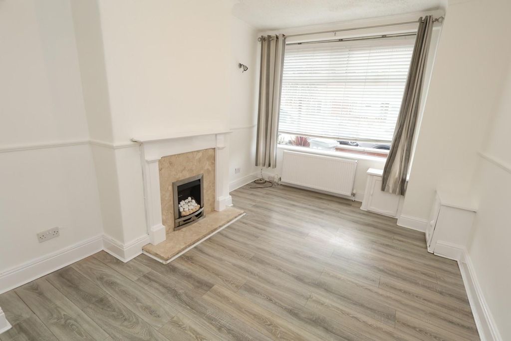 Property photo 2 of 12 2.Jpg