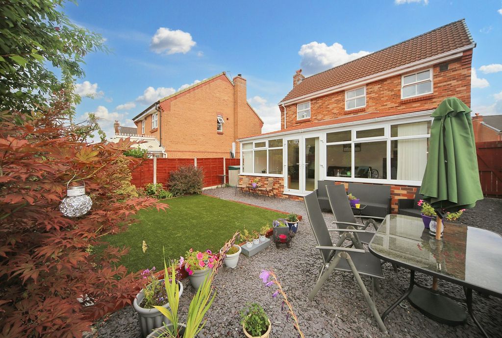 Property photo 2 of 24