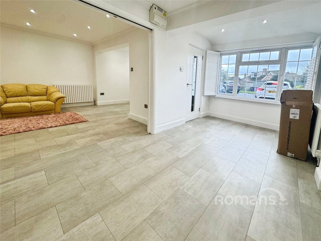 Property photo 3 of 15 Picture No. 21