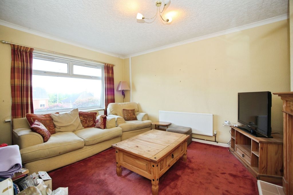 Property photo 3 of 10 Image 2