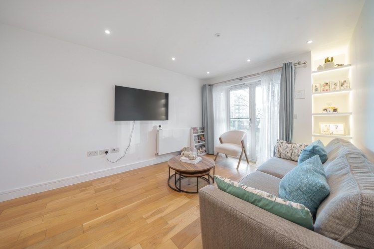 Property photo 3 of 15