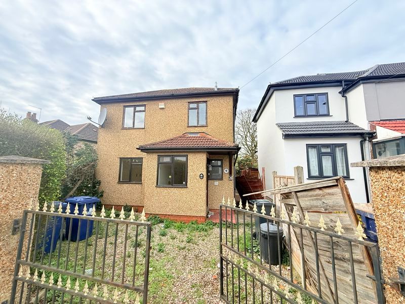 Property photo 2 of 11 Photo 1