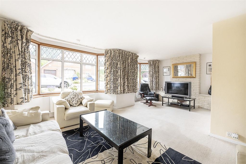 Property photo 3 of 12 30-Ridge-Road-06.Jpg