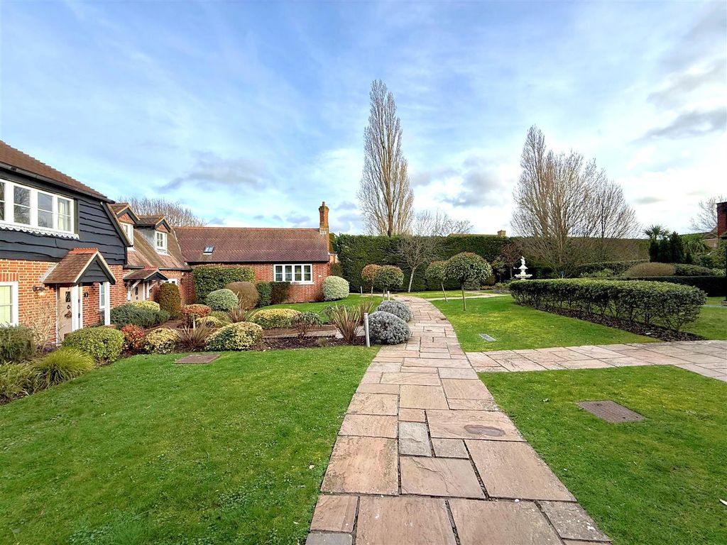 Property photo 2 of 16 Front View.Jpg