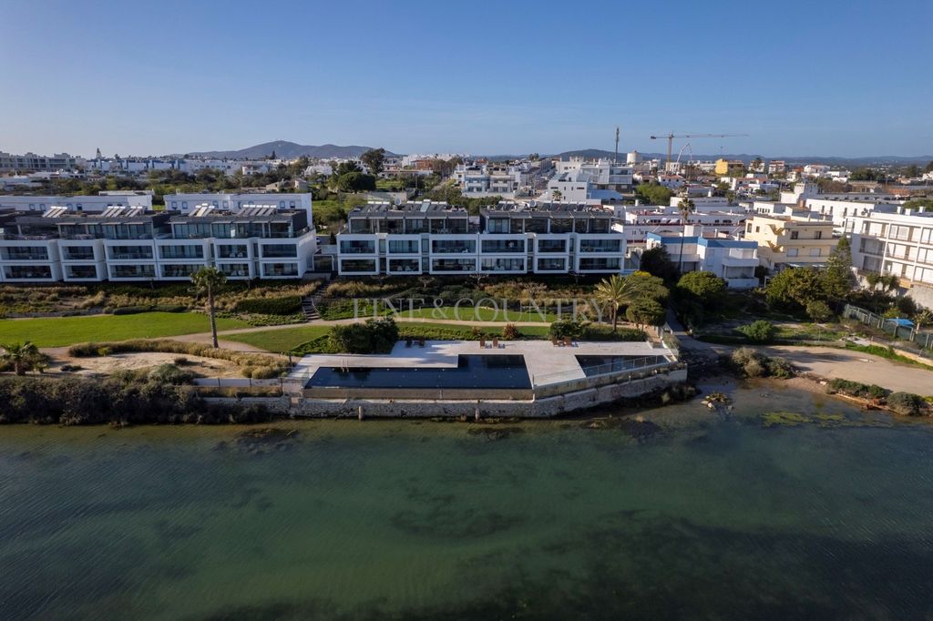 Property photo 1 of 30