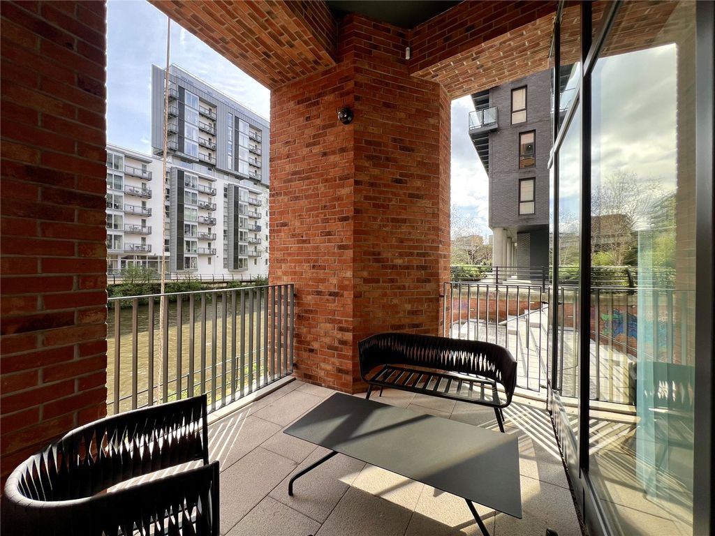 Property photo 2 of 12 Picture No. 13