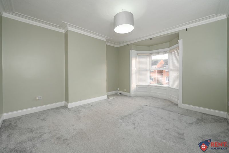 Property photo 2 of 7 Photo 4