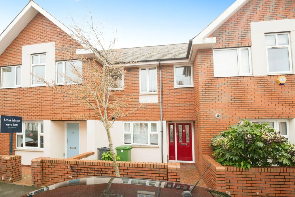 Property photo 1 of 9 1