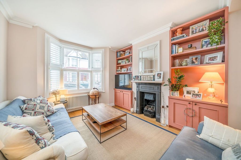 Property photo 3 of 14