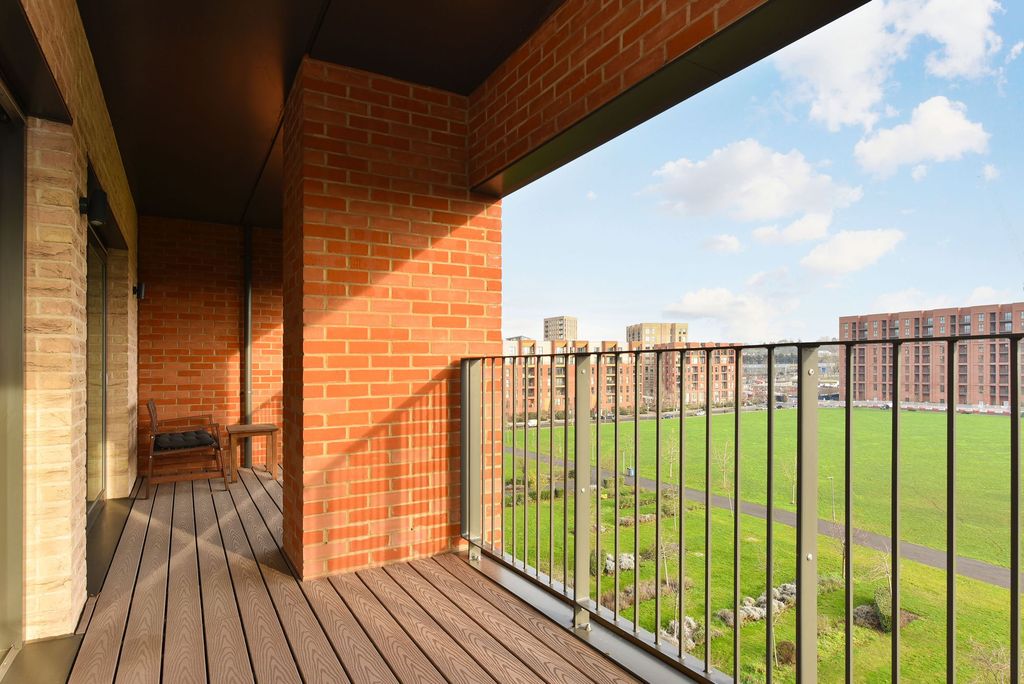 Property photo 3 of 6