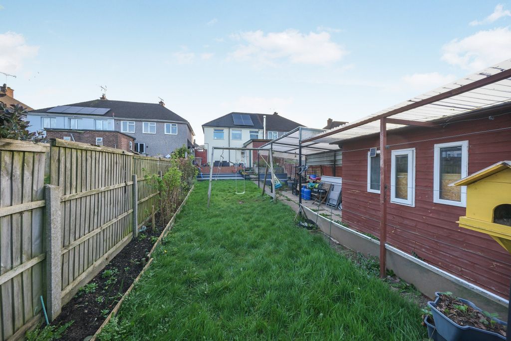 Property photo 2 of 20 Img_5543