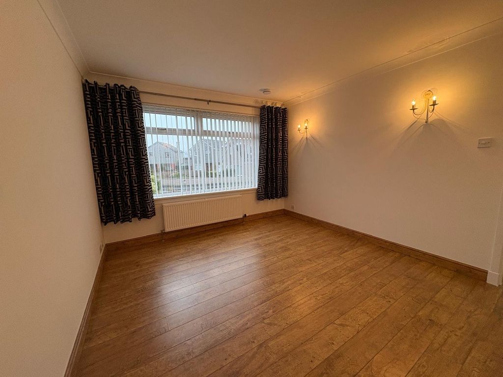 Property photo 2 of 9 Photo 2