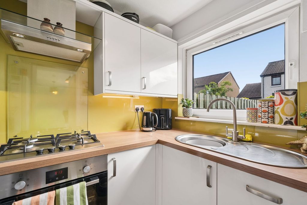Additional image 10 of 2 bed flat for saleOrmiston Drive, East Calder EH53